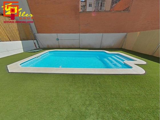 Foto 1 de Venta de piso en calle Segrià de 2 habitaciones con terraza y piscina