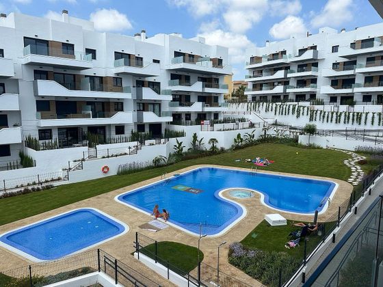 Foto 1 de Pis en lloguer a calle Argentina de 2 habitacions amb terrassa i piscina