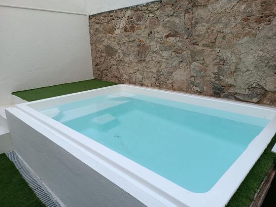 Foto 2 de Dúplex en alquiler en Hostafrancs de 4 habitaciones con terraza y piscina