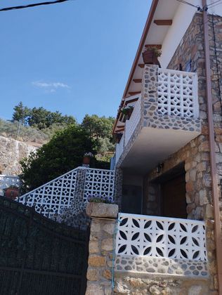 Foto 2 de Venta de chalet en Eljas de 3 habitaciones con terraza y garaje