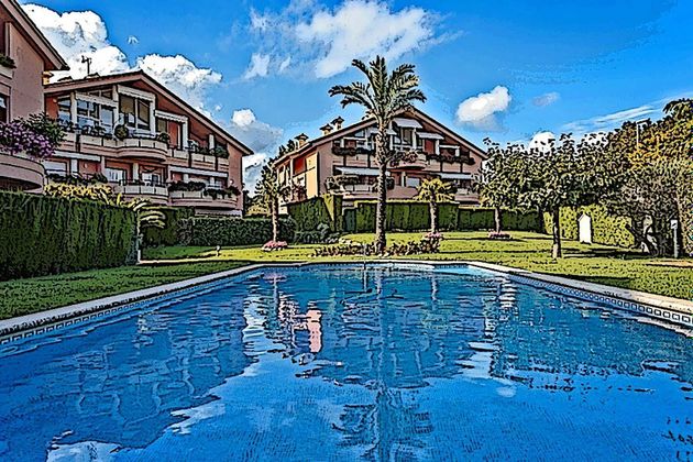 Foto 1 de Piso en venta en calle Enric Morera de 1 habitación con terraza y piscina
