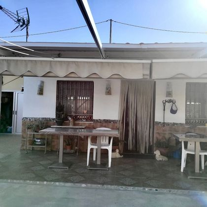 Foto 1 de Chalet en venta en calle La Raja de 2 habitaciones con jardín y aire acondicionado