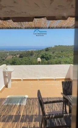 Foto 2 de Chalet en venta en Nucia (la) de 5 habitaciones con terraza y balcón