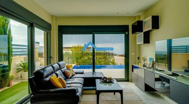 Foto 1 de Xalet en venda a Finestrat pueblo de 3 habitacions amb terrassa i piscina