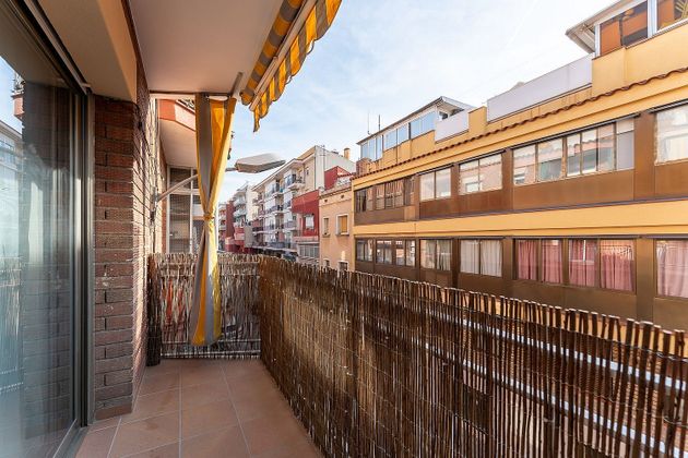 Foto 1 de Venta de piso en Sant Joan Despí de 3 habitaciones con balcón