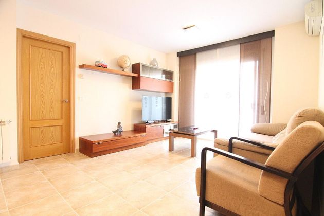 Foto 1 de Piso en venta en Olesa de Montserrat de 3 habitaciones con balcón y aire acondicionado
