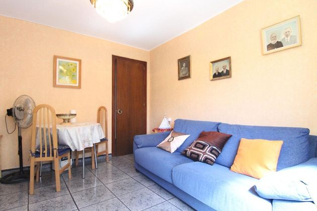 Foto 2 de Casa en venda a Olesa de Montserrat de 3 habitacions amb terrassa i aire acondicionat