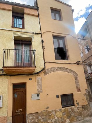 Foto 1 de Casa rural en venta en calle Castillejos de 3 habitaciones con balcón y calefacción