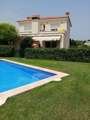 Foto 2 de Venta de casa adosada en Casalot de 3 habitaciones con terraza y piscina