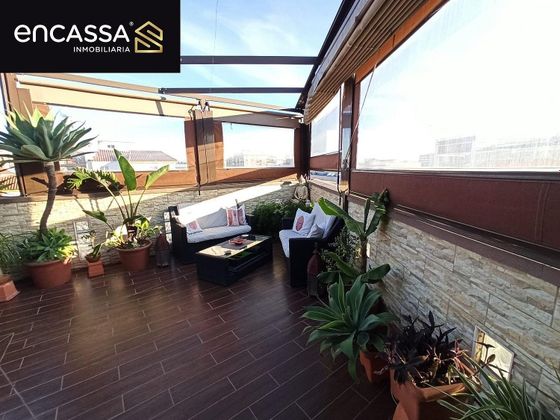 Foto 1 de Casa adossada en venda a Ciudad Jardín - Zoco de 3 habitacions amb terrassa i balcó