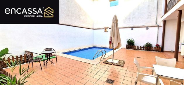 Foto 2 de Alquiler de piso en Sta. Marina - San Andrés - San Pablo - San Lorenzo de 1 habitación con piscina y muebles