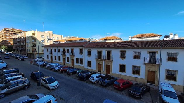 Foto 1 de Venta de piso en Casco Histórico  - Ribera - San Basilio de 4 habitaciones con terraza y garaje