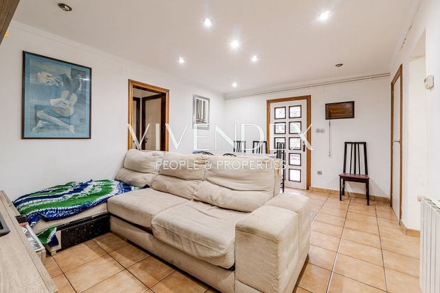 Foto 2 de Casa en venda a Castellnou - Can Mir - Sant Muç de 4 habitacions amb terrassa i piscina