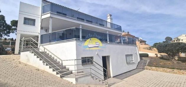 Foto 2 de Xalet en venda a Los Puertos de 5 habitacions amb terrassa i piscina