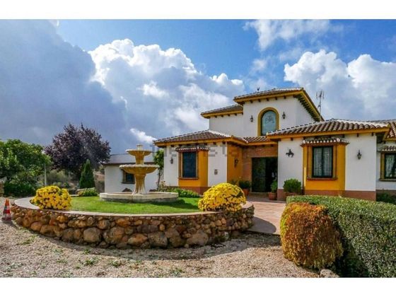 Foto 1 de Casa rural en venda a Villanueva del Rosario de 4 habitacions amb terrassa i piscina