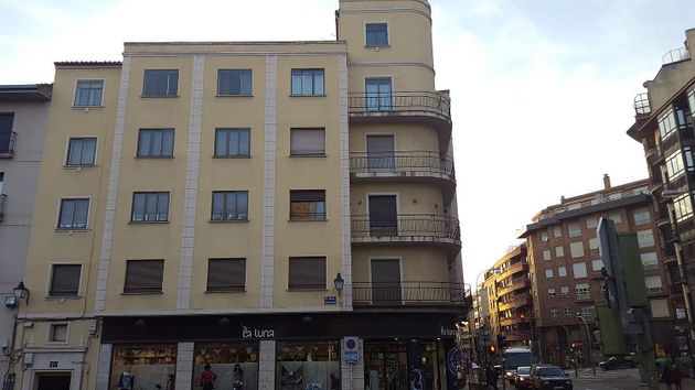 Foto 1 de Piso en venta en plaza Condes de Lérida de 4 habitaciones con ascensor
