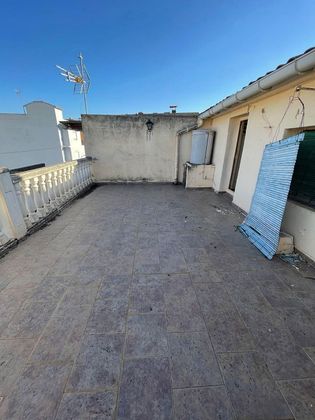 Foto 2 de Casa en venta en Rotglá y Corberá de 4 habitaciones con terraza y calefacción