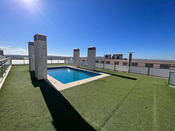 Foto 1 de Pis en venda a Almoradí de 3 habitacions amb piscina i balcó