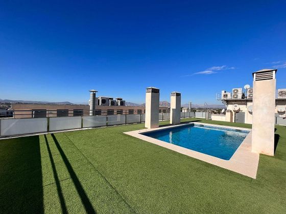 Foto 2 de Venta de piso en Almoradí de 3 habitaciones con piscina y balcón