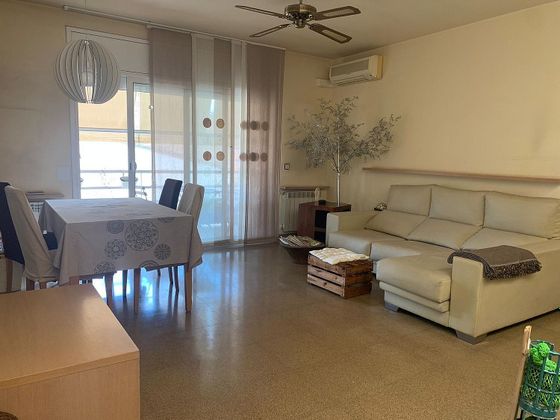 Foto 1 de Dúplex en venda a Esparreguera de 4 habitacions amb terrassa i balcó