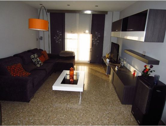 Foto 2 de Pis en venda a calle Llogarets de 3 habitacions amb garatge i balcó