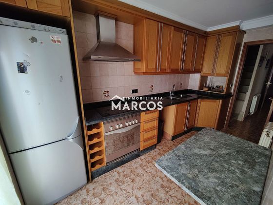 Foto 2 de Casa en venda a calle De Baix de 5 habitacions amb terrassa i garatge