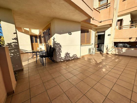 Foto 2 de Piso en venta en Cala de Finestrat de 2 habitaciones con terraza y piscina