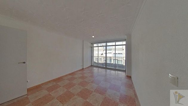 Foto 1 de Piso en venta en Villayuventus-Renfe de 3 habitaciones y 75 m²