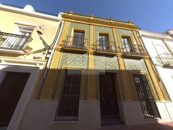 Foto 1 de Xalet en venda a Centro - Mérida de 5 habitacions i 461 m²