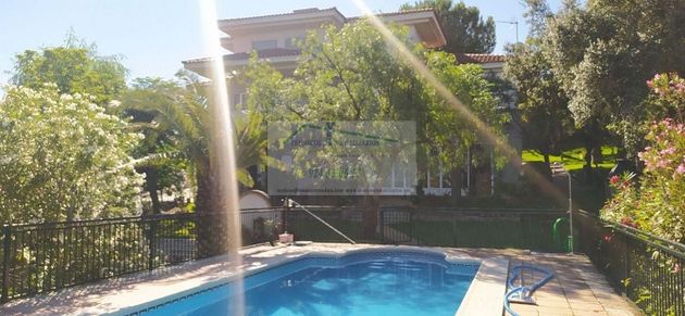 Foto 1 de Xalet en venda a Oeste de 5 habitacions amb terrassa i piscina