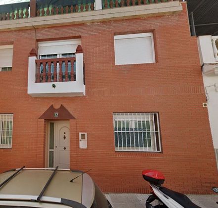 Foto 1 de Casa en venda a calle Cmanuel Atienza de 5 habitacions amb terrassa i balcó