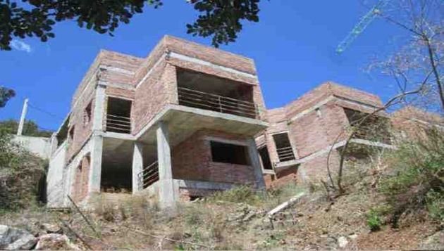 Foto 1 de Venta de edificio en Chilches – Cajiz de 117 m²