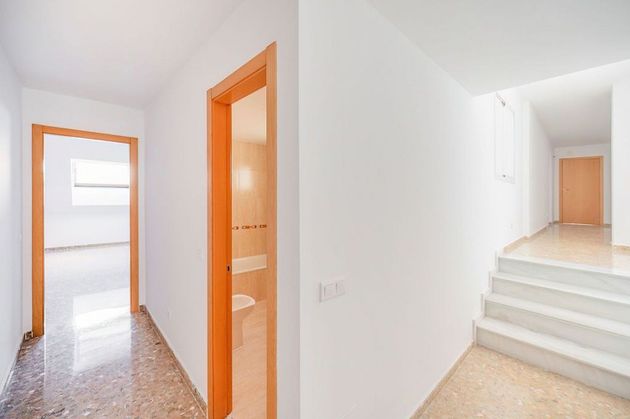 Foto 2 de Venta de piso en calle CL Callejon del Cerrillo de 3 habitaciones con terraza y garaje