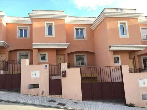 Foto 1 de Venta de casa en Camino Algarrobo - Las Arenas de 3 habitaciones con terraza y garaje
