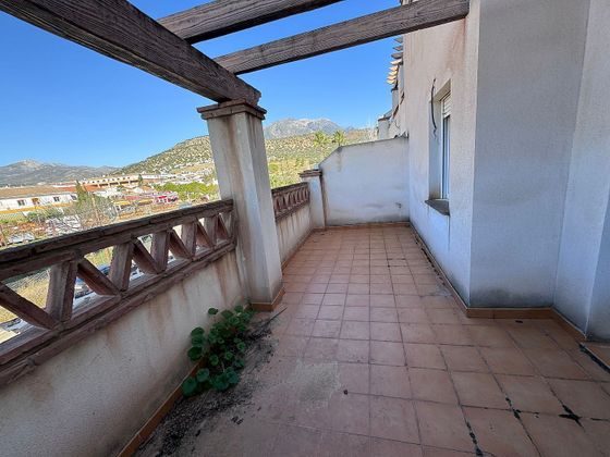 Foto 2 de Pis en venda a Alcaucín de 2 habitacions amb terrassa i piscina
