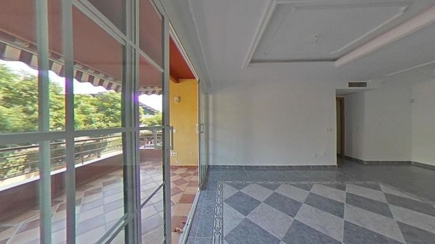 Foto 2 de Pis en venda a Centro Ciudad de 4 habitacions amb terrassa i jardí