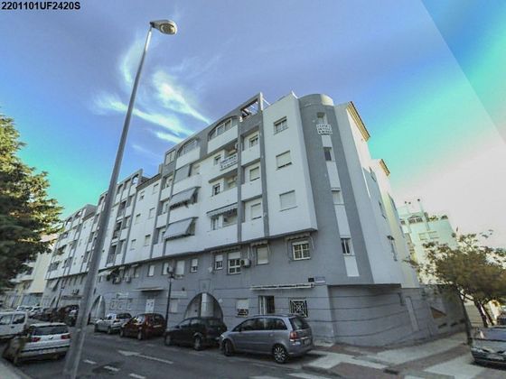 Foto 1 de Pis en venda a calle Juan Illesca Pavón de 2 habitacions amb balcó i ascensor