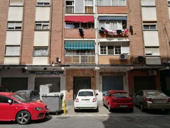 Foto 1 de Pis en venda a Dos Hermanas - Nuevo San Andrés de 3 habitacions amb terrassa i balcó
