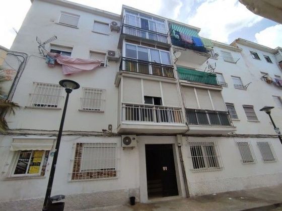 Foto 1 de Pis en venda a Carlos Haya de 3 habitacions amb terrassa i balcó