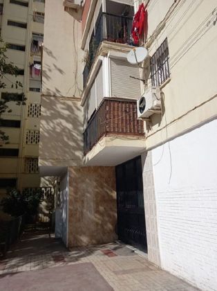 Foto 2 de Piso en venta en calle Esla de 3 habitaciones con terraza y balcón