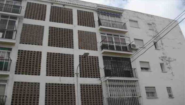 Foto 2 de Venta de piso en El Candado - El Palo de 3 habitaciones con terraza y balcón