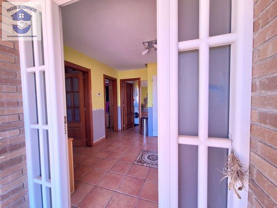 Foto 2 de Chalet en venta en Castellet i la Gornal de 7 habitaciones con terraza y garaje