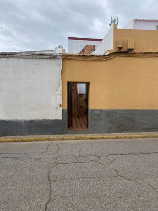 Foto 2 de Venta de casa en calle Catalina Vallejo de 2 habitaciones y 74 m²