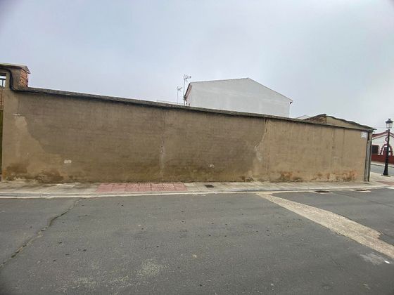 Foto 2 de Venta de terreno en avenida Ramon y Cajal de 273 m²