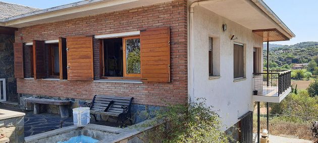 Foto 2 de Venta de casa en Montornès del Vallès de 4 habitaciones con terraza y piscina