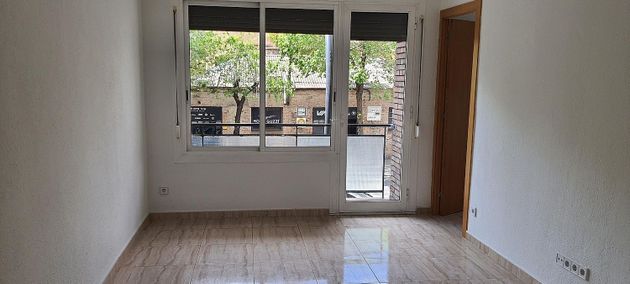 Foto 1 de Piso en venta en Vallcarca i els Penitents de 3 habitaciones con balcón y ascensor
