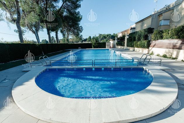 Foto 2 de Xalet en venda a Godelleta de 4 habitacions amb terrassa i piscina