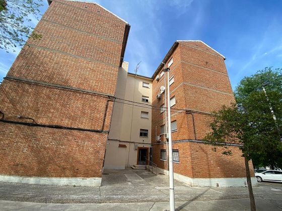 Foto 1 de Piso en venta en calle Montesa de 3 habitaciones con terraza y balcón