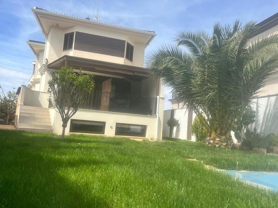 Foto 2 de Xalet en venda a San Pablo - Santa Teresa de 5 habitacions amb terrassa i piscina