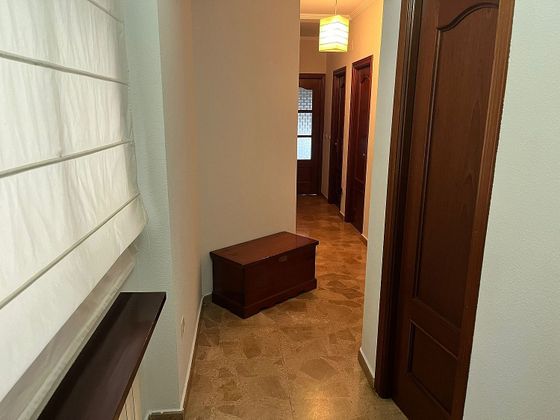 Foto 2 de Alquiler de piso en Santa Cruz - Industria - Polígono Campollano de 2 habitaciones con muebles y aire acondicionado